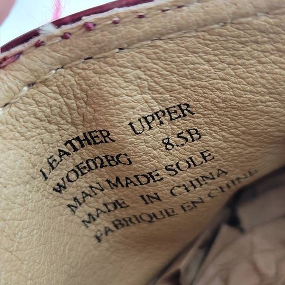 Aravon Kiley Leather Loafers - Picture 13 of 13